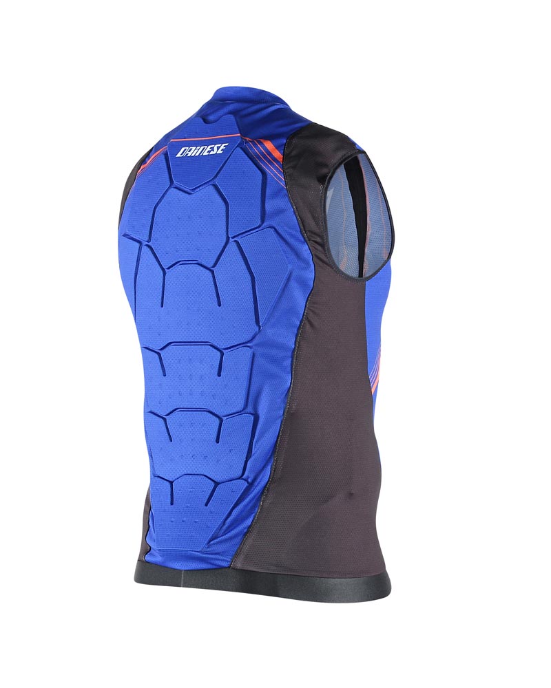 Dainese Soft Flex: Fashionable back protectors | Sportguide guides you through the world of sports